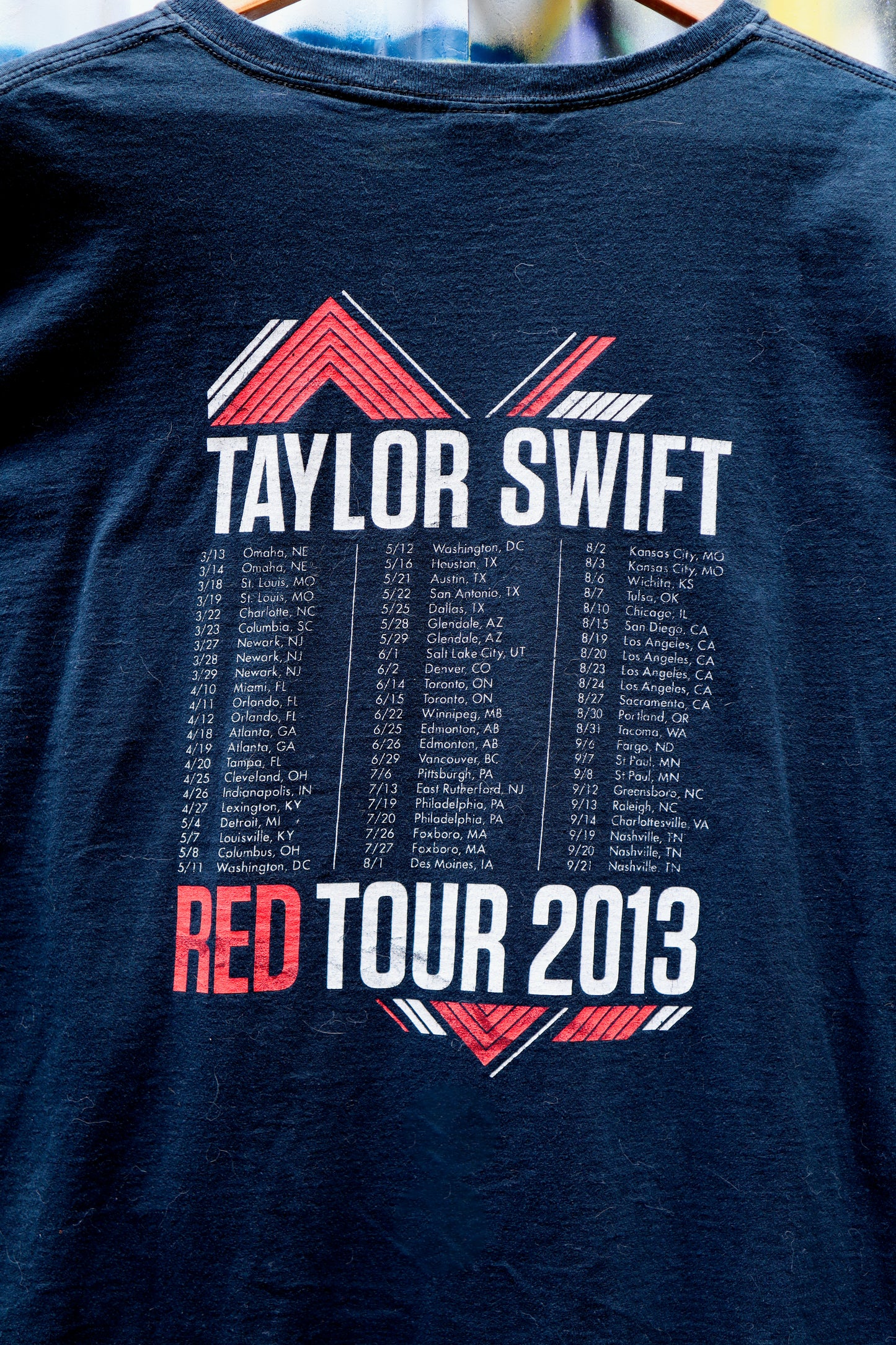 2013 Taylor Swift Red Tour Grail Tee