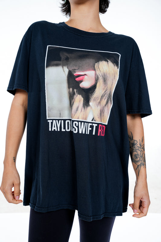 2013 Taylor Swift Red Tour Grail Tee