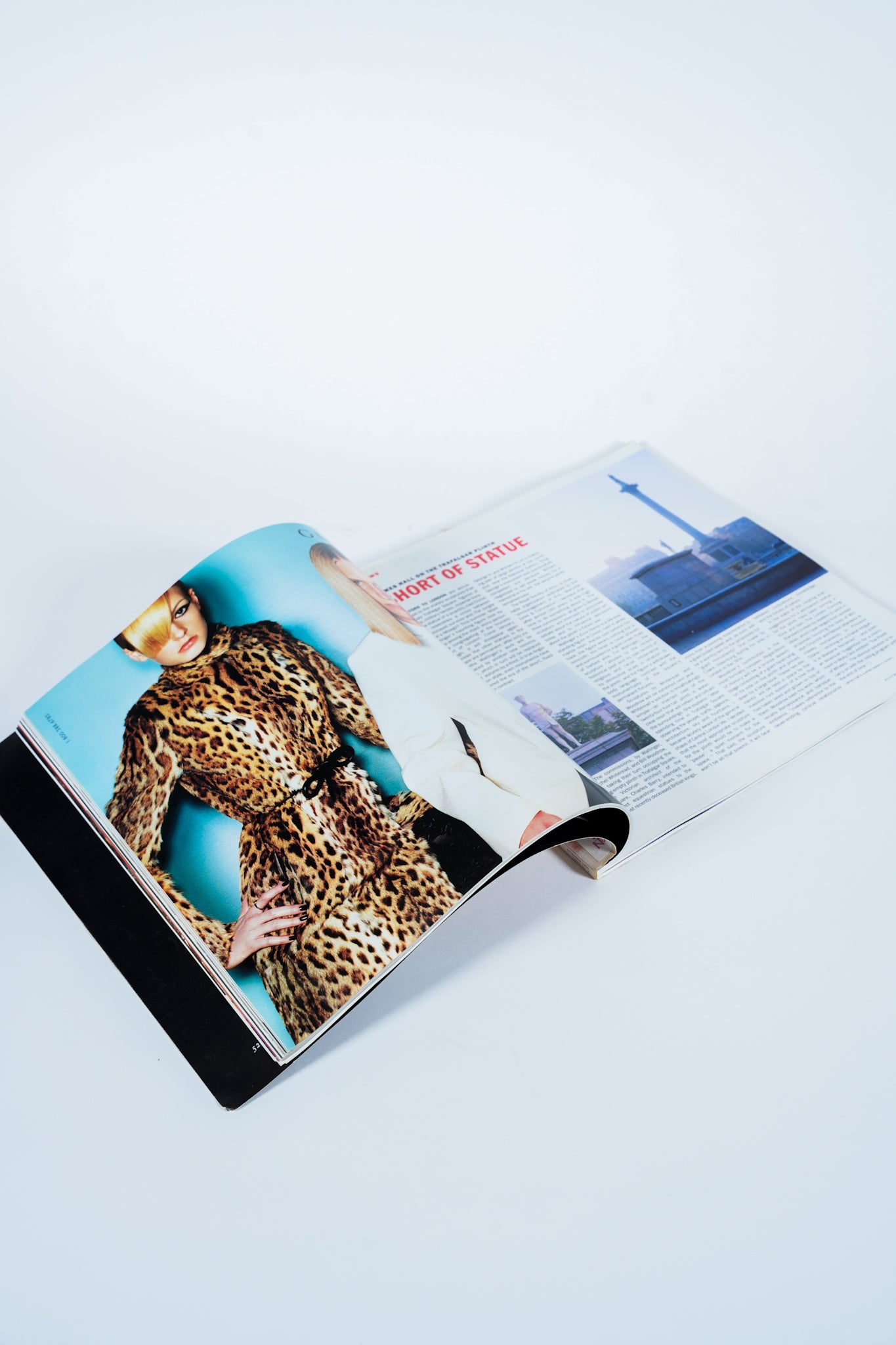 November 1999 Artforum International Magazine