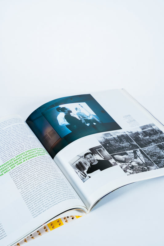 January 2000 Artforum International Magazine