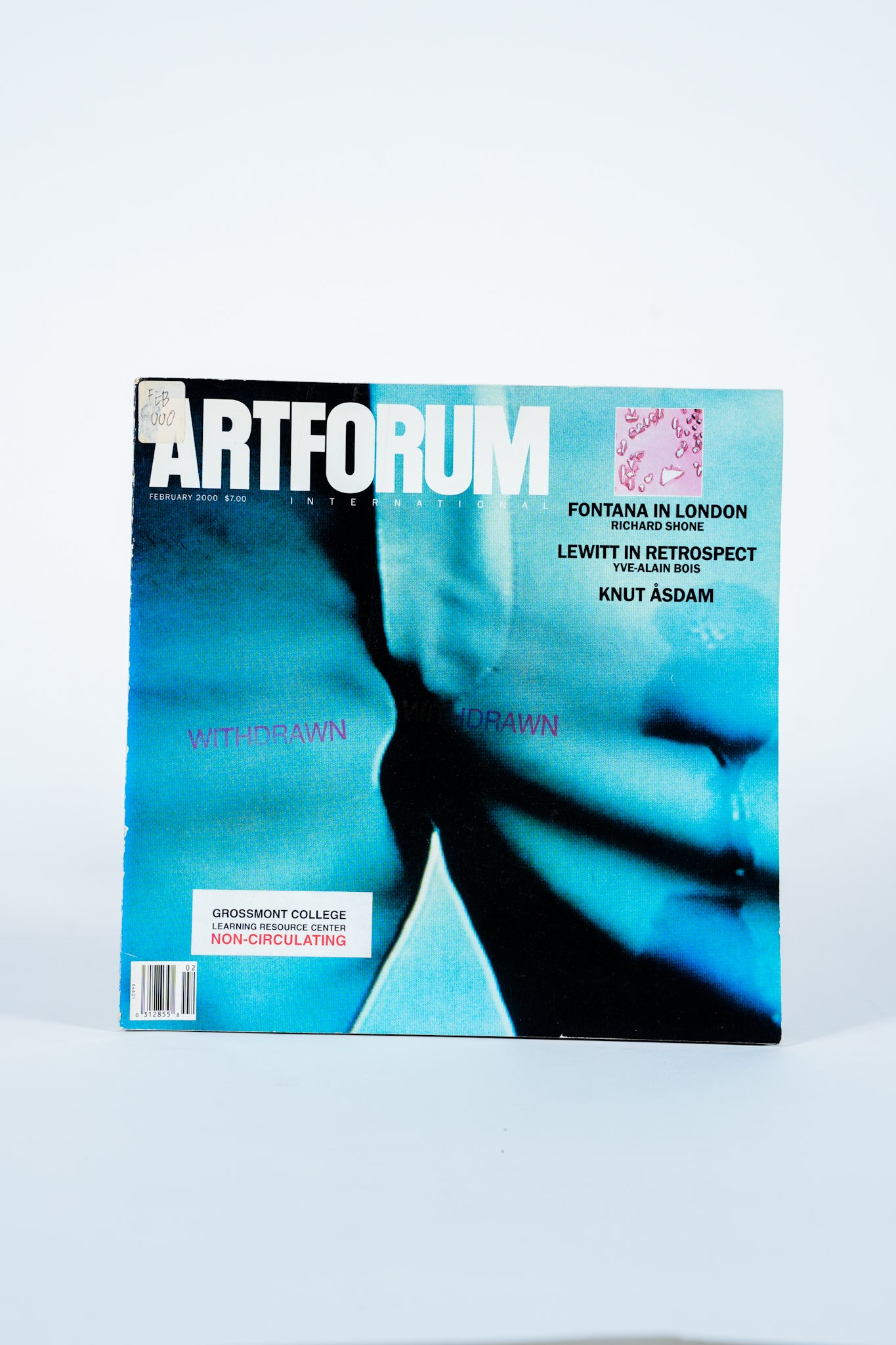 February 2000 Artforum International Magazine