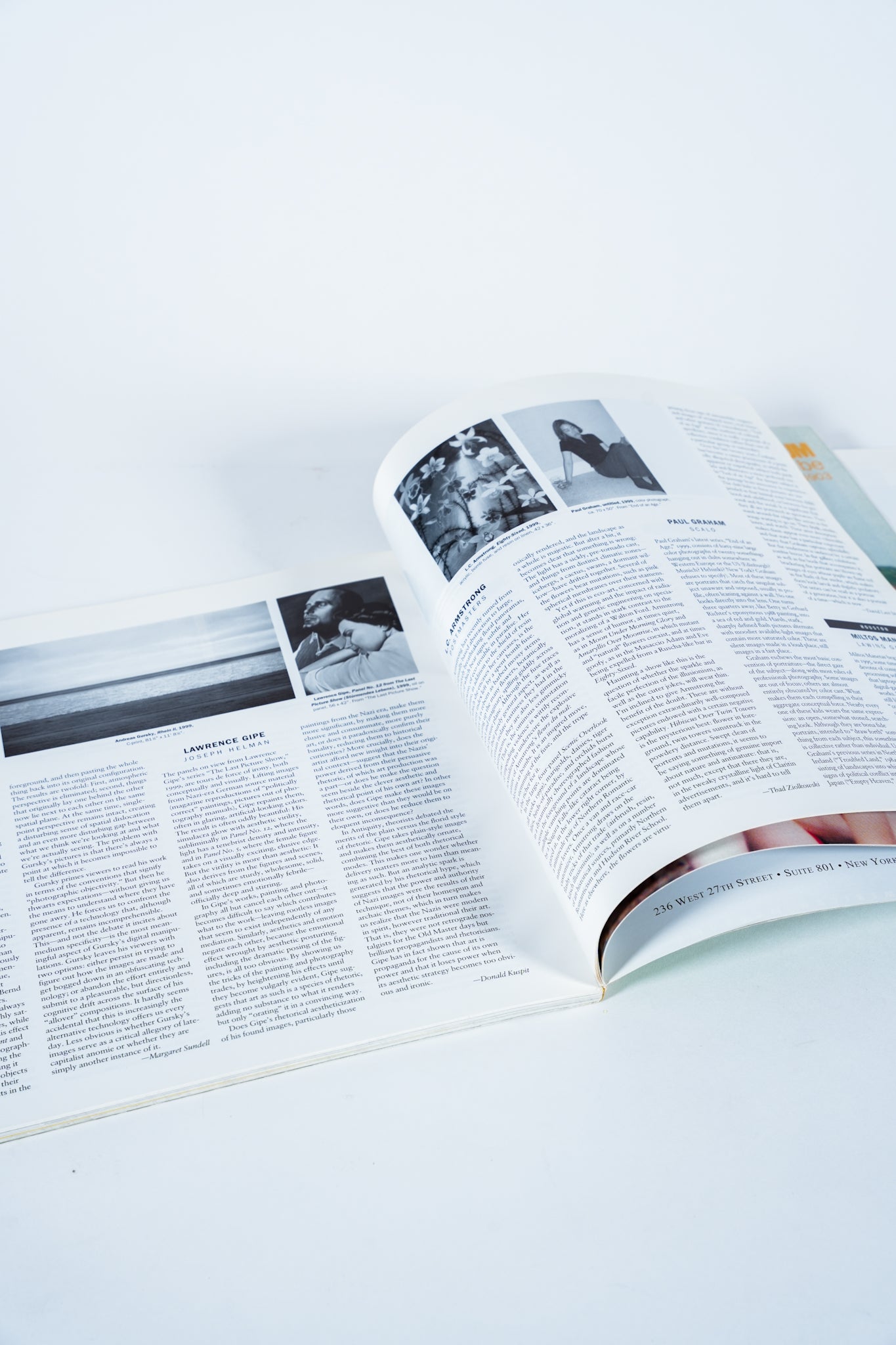 March 2000 Artforum International Magazine