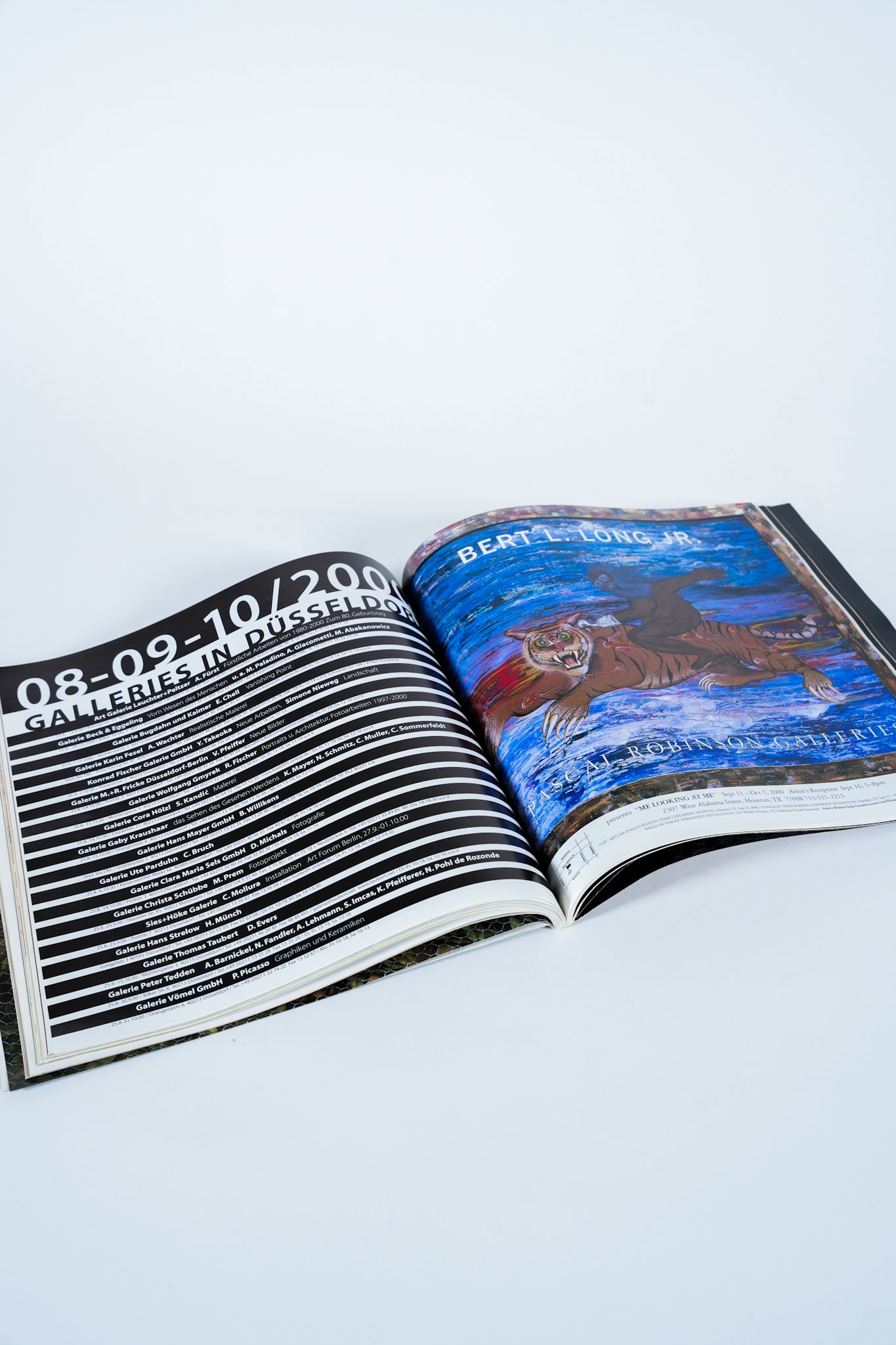 September 2000 Artforum International Magazine