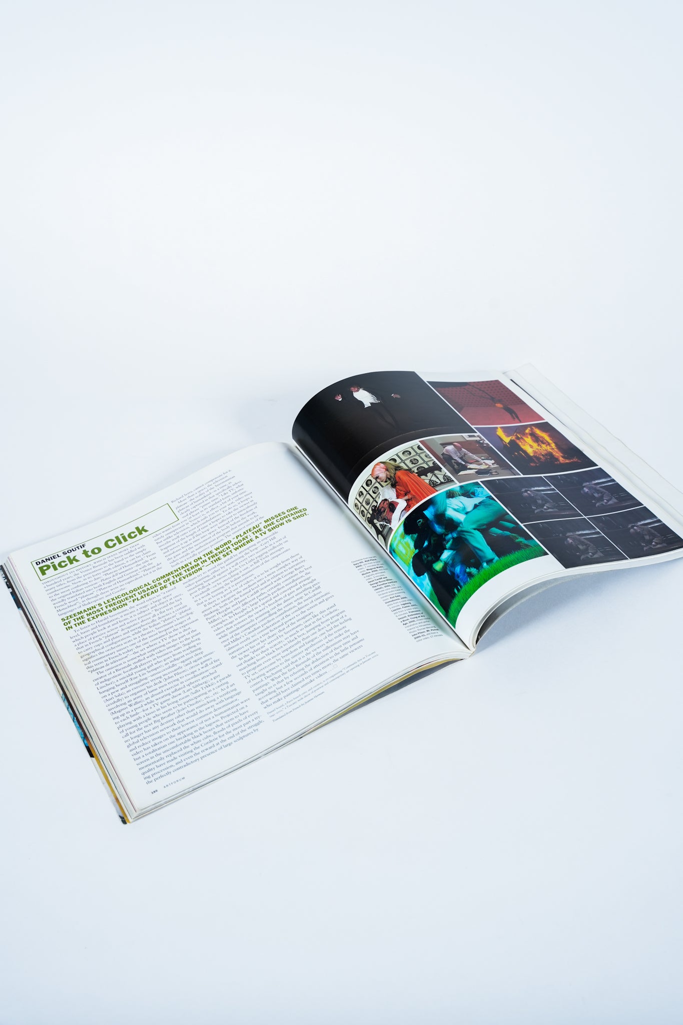 September 2001 Artforum International Magazine