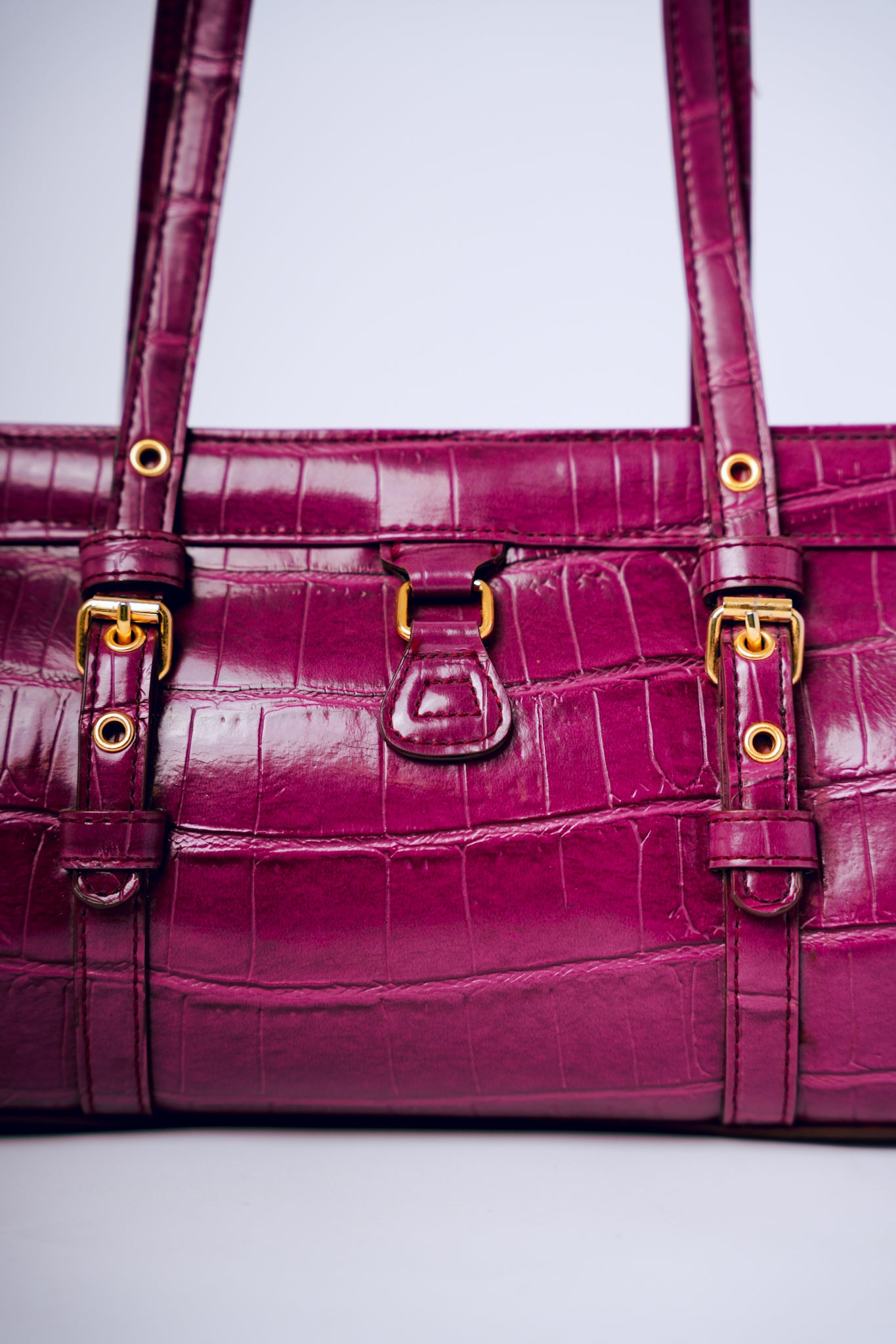 Maxx New York Purple Vinyl Imitation Crocodile Purse
