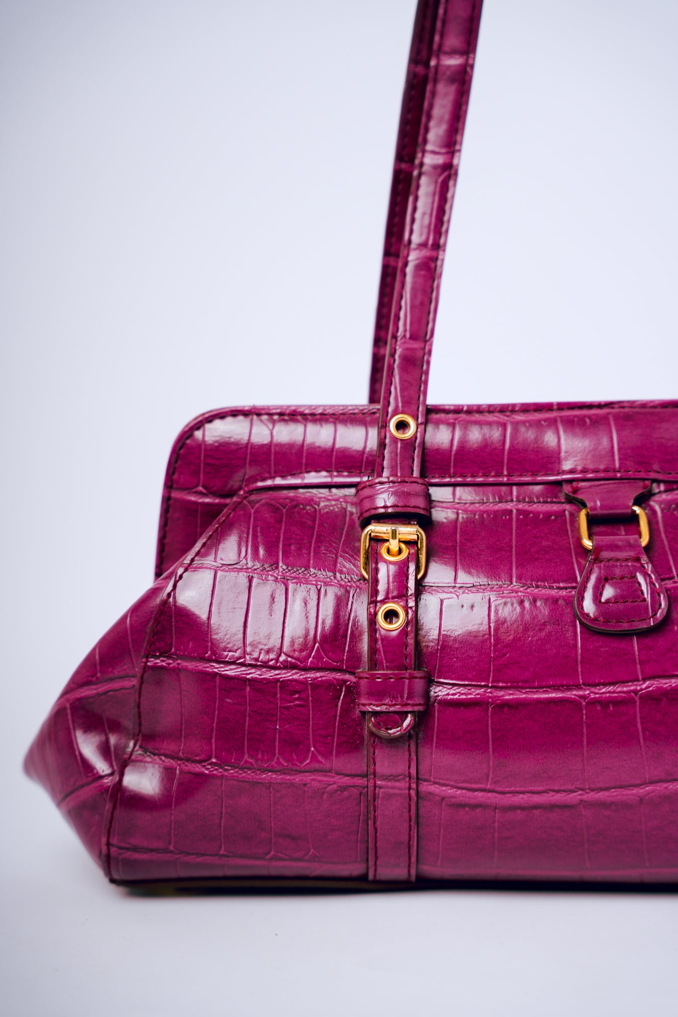 Maxx New York Purple Vinyl Imitation Crocodile Purse