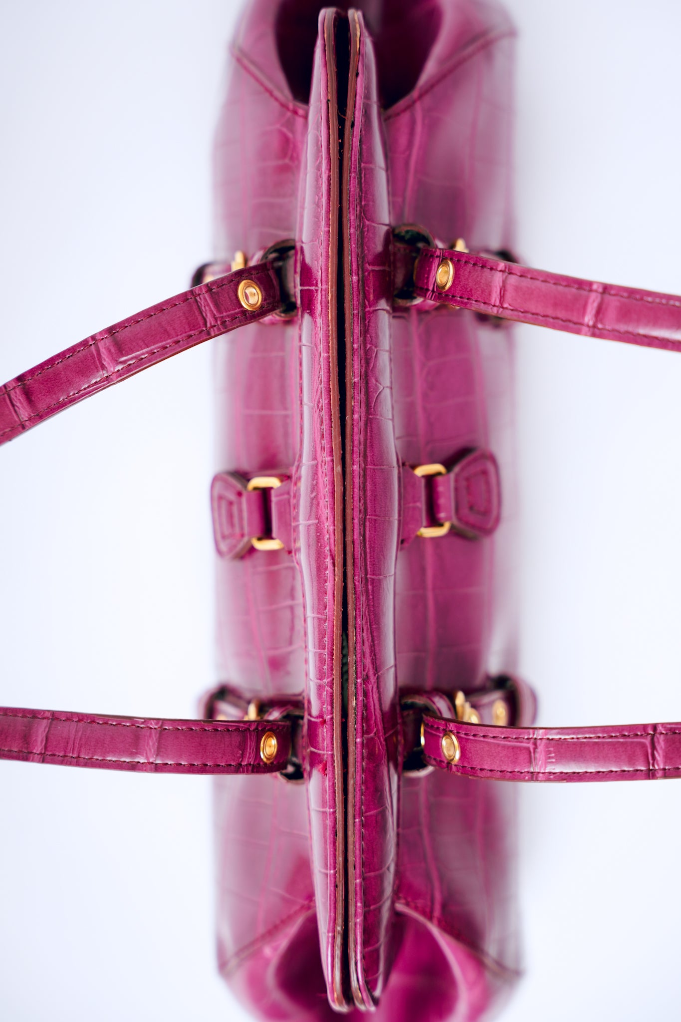 Maxx New York Purple Vinyl Imitation Crocodile Purse