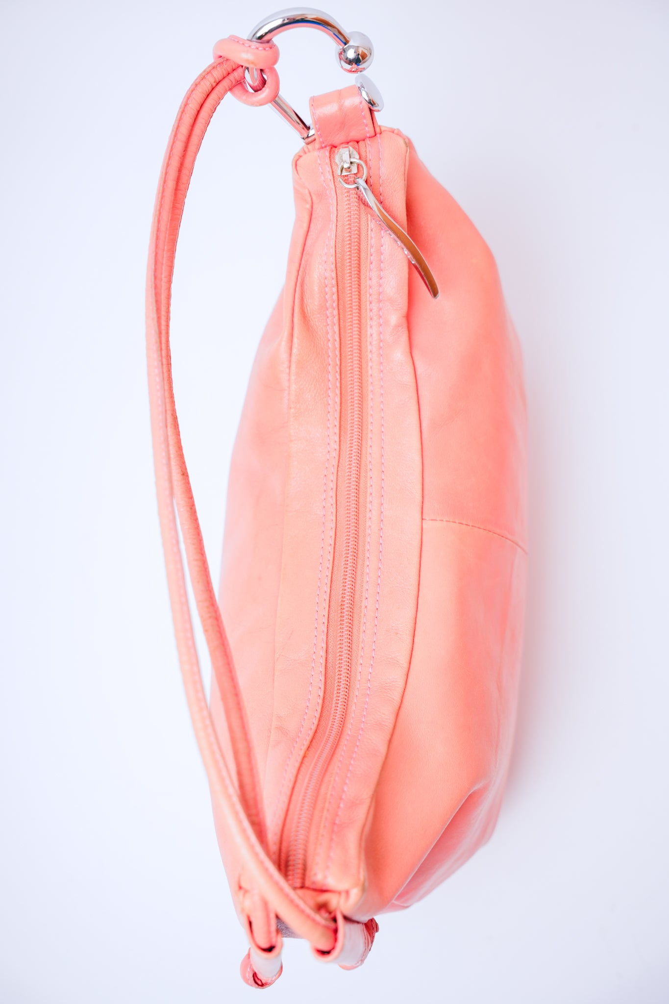 Arzon Pink Leather Purse