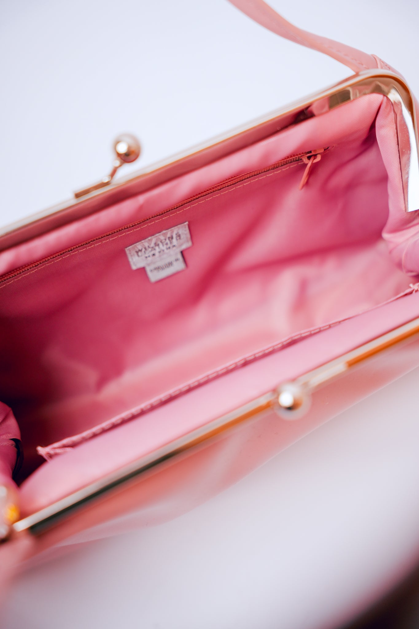 1990s Wilsons & Leather Maxima Pink Clutch Handbag